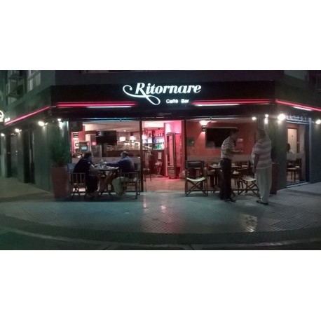 Ritornare Caffe Bar en Villa del Parque